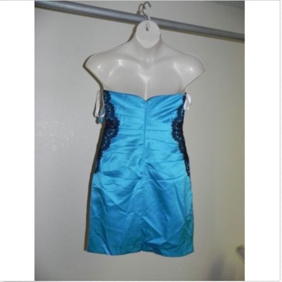 Davids Bridal Dress Size 2 Malibu Strapless NWT - Picture 3 of 4